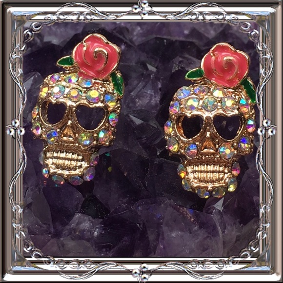 Pink Skull Earrings - Picture 6 of 9